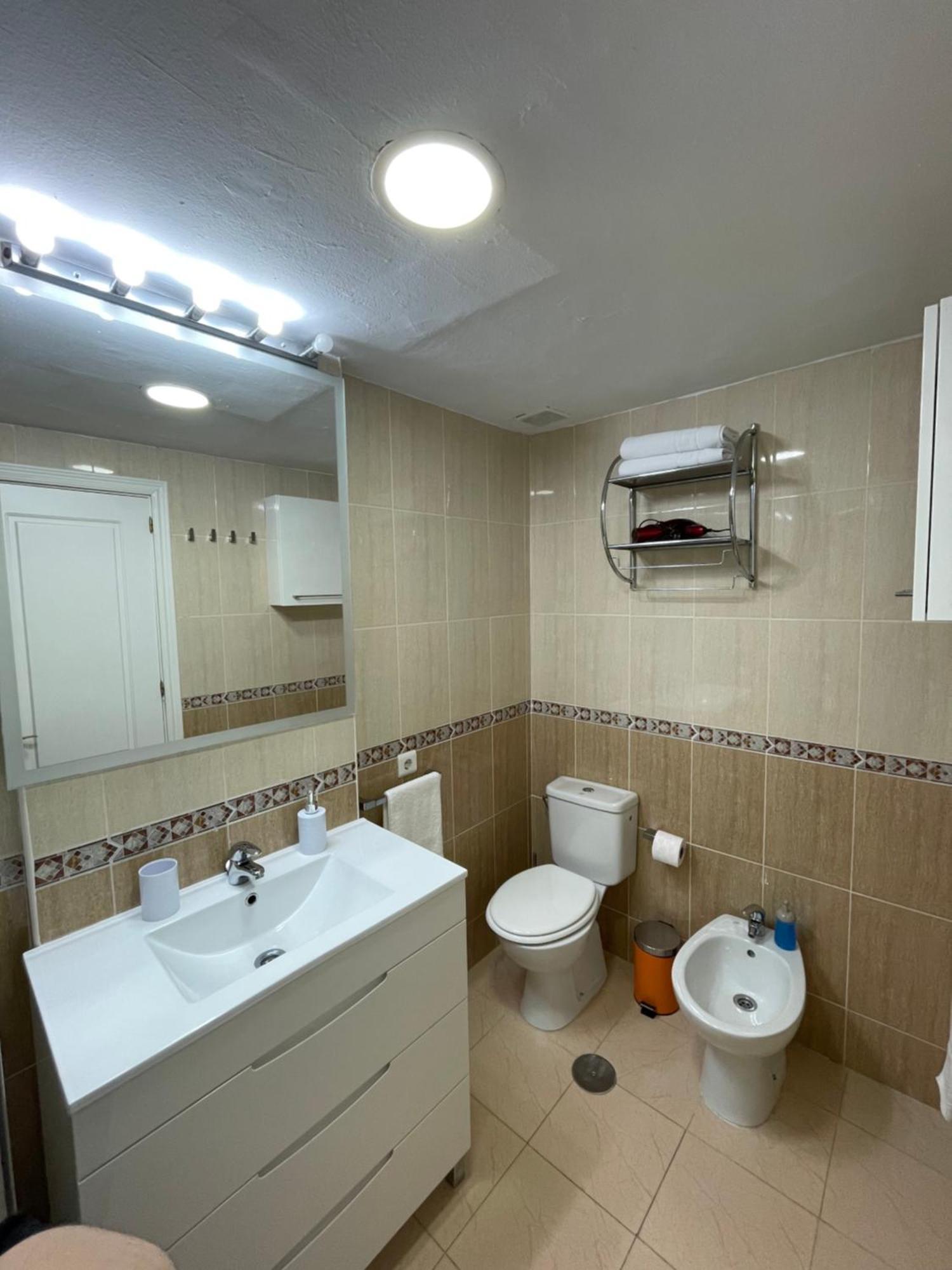 Roca Chica. Studio - First Line Beach Torremolinos Zewnętrze zdjęcie